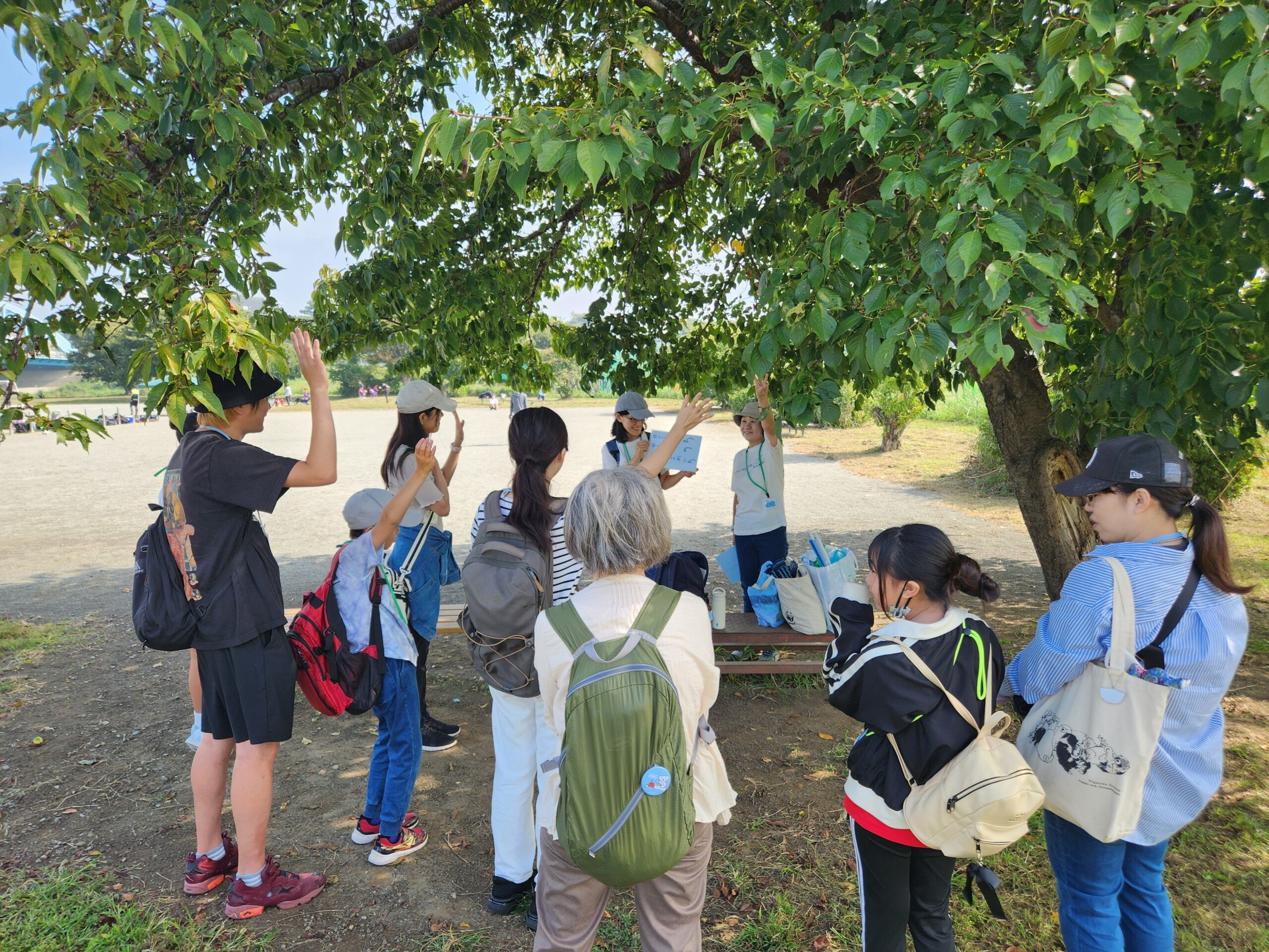 多摩川リバークリーンを行いました。10月5日